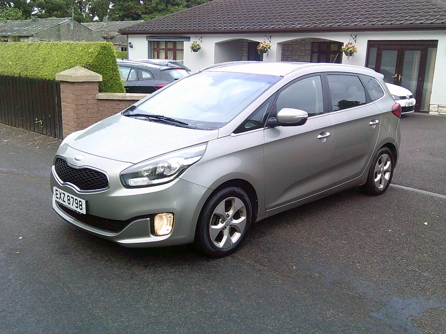 Kia Carens ESTATE in Fermanagh