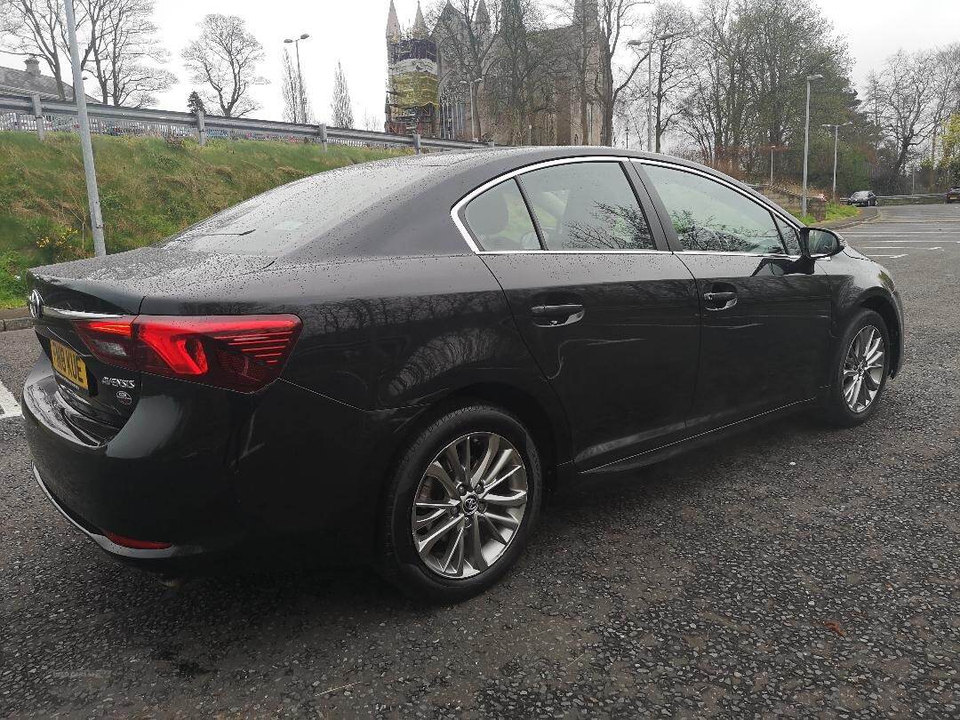 Toyota Avensis DIESEL SALOON in Armagh