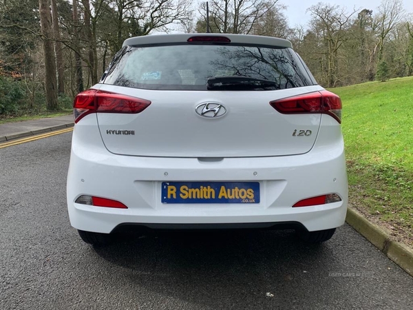 Hyundai i20 HATCHBACK in Antrim