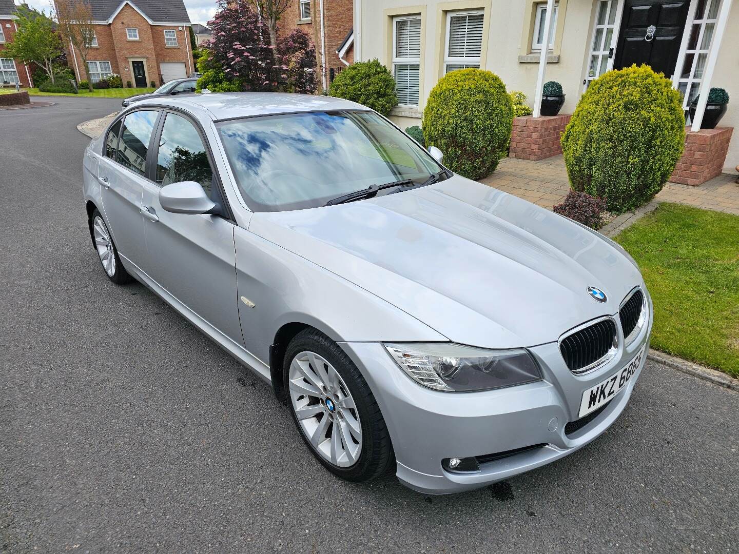 BMW 3 Series SALOON in Down