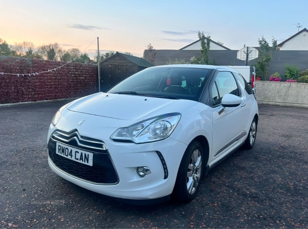 Citroen DS3 1.6 e-HDi Airdream DStyle 3dr [91g/km] in Down