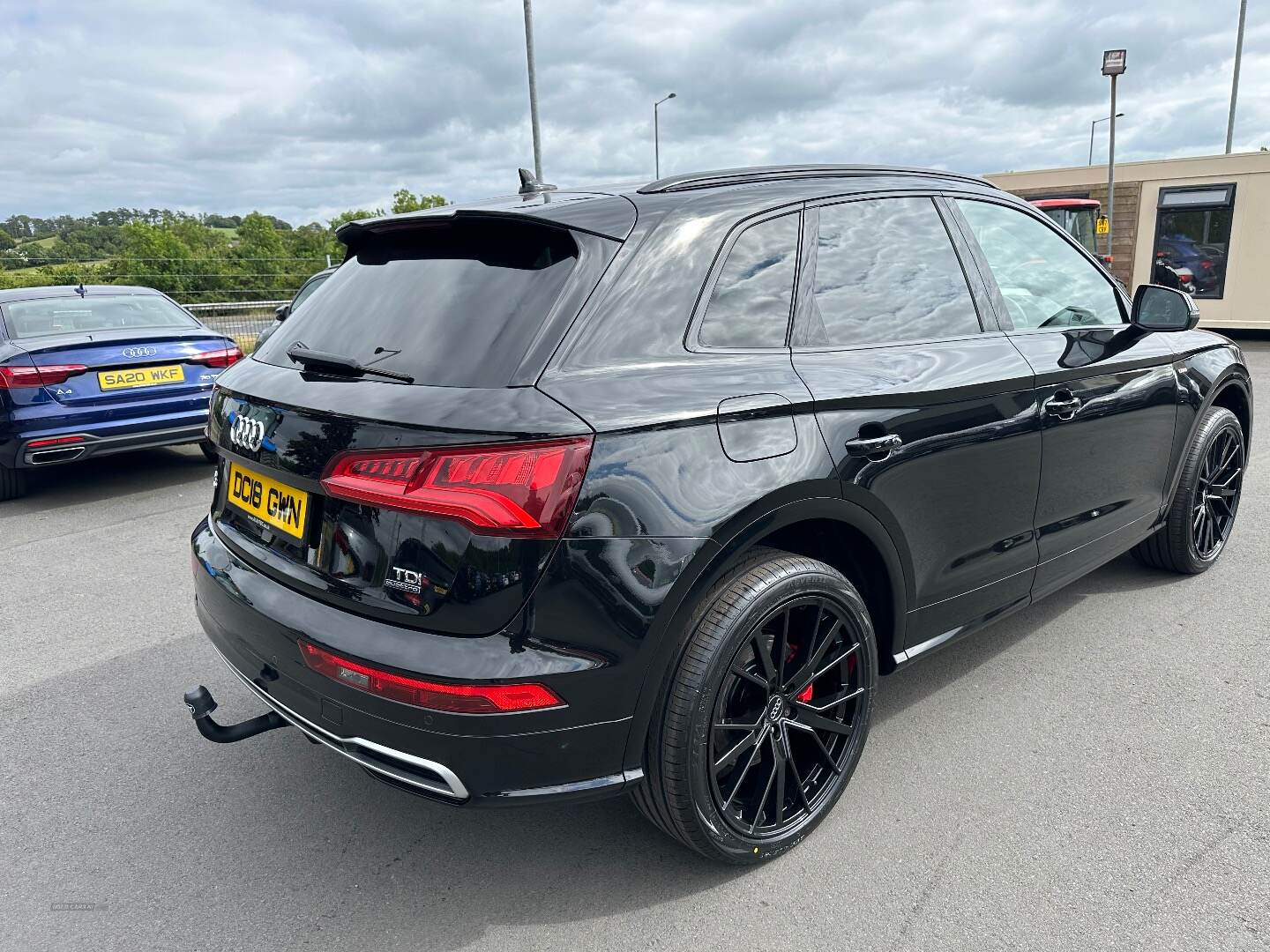 Audi Q5 DIESEL ESTATE in Down