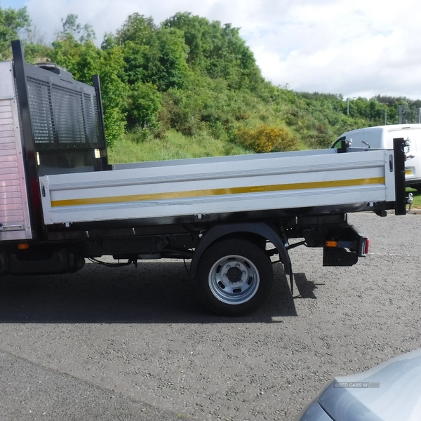 Iveco 35-140 3500kg Tipper with storage box at front . in Down