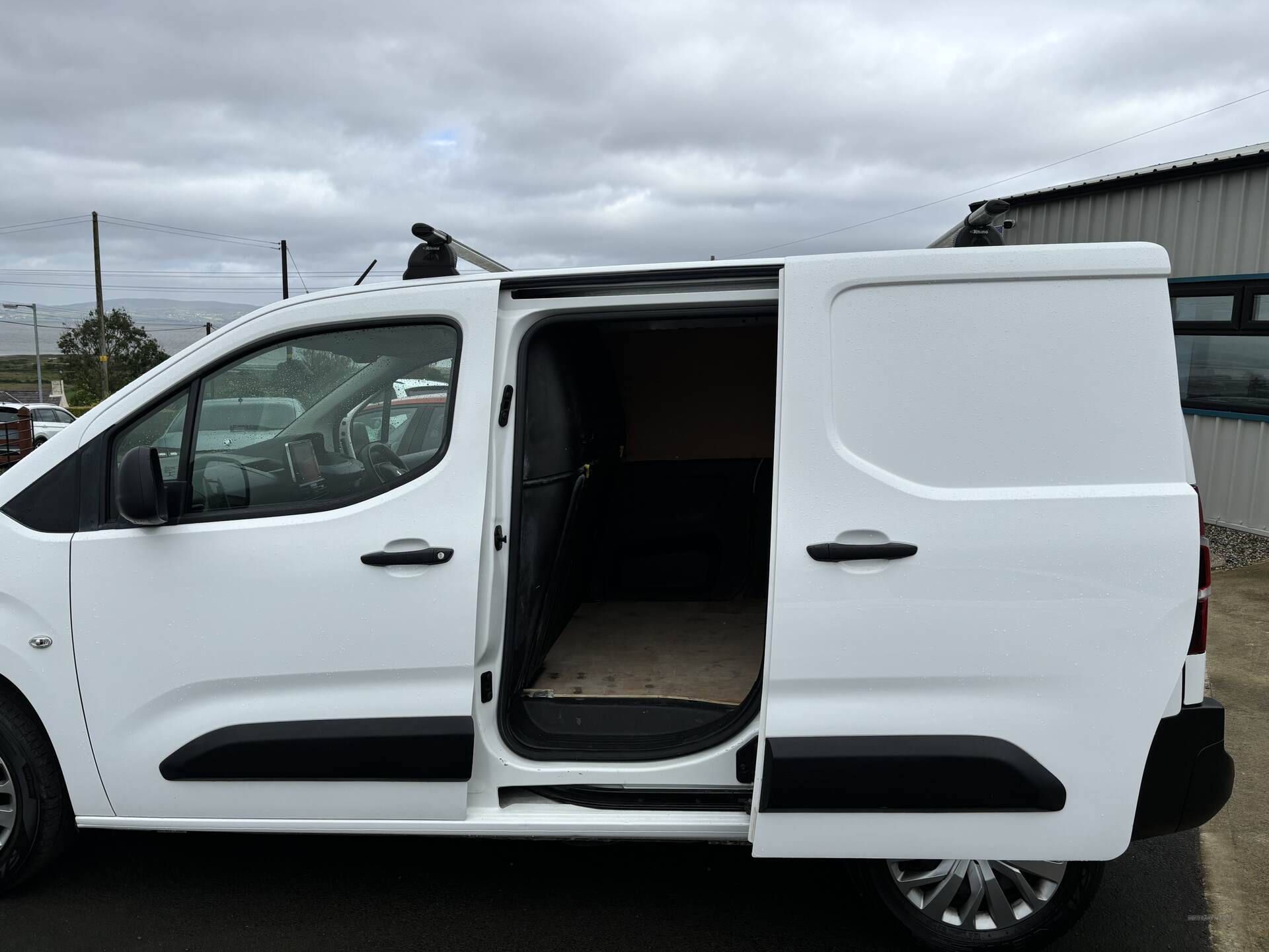 Peugeot Partner STANDARD DIESEL in Derry / Londonderry