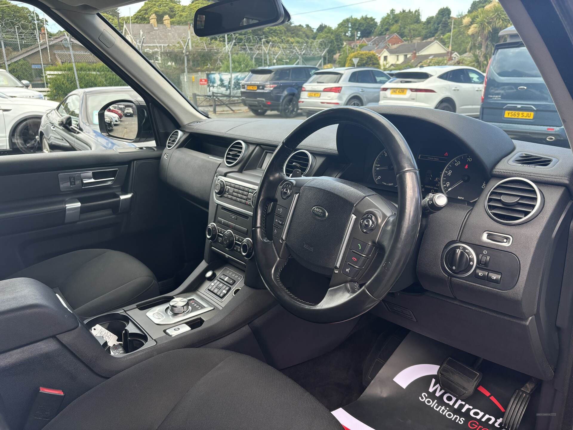 Land Rover Discovery DIESEL SW in Down