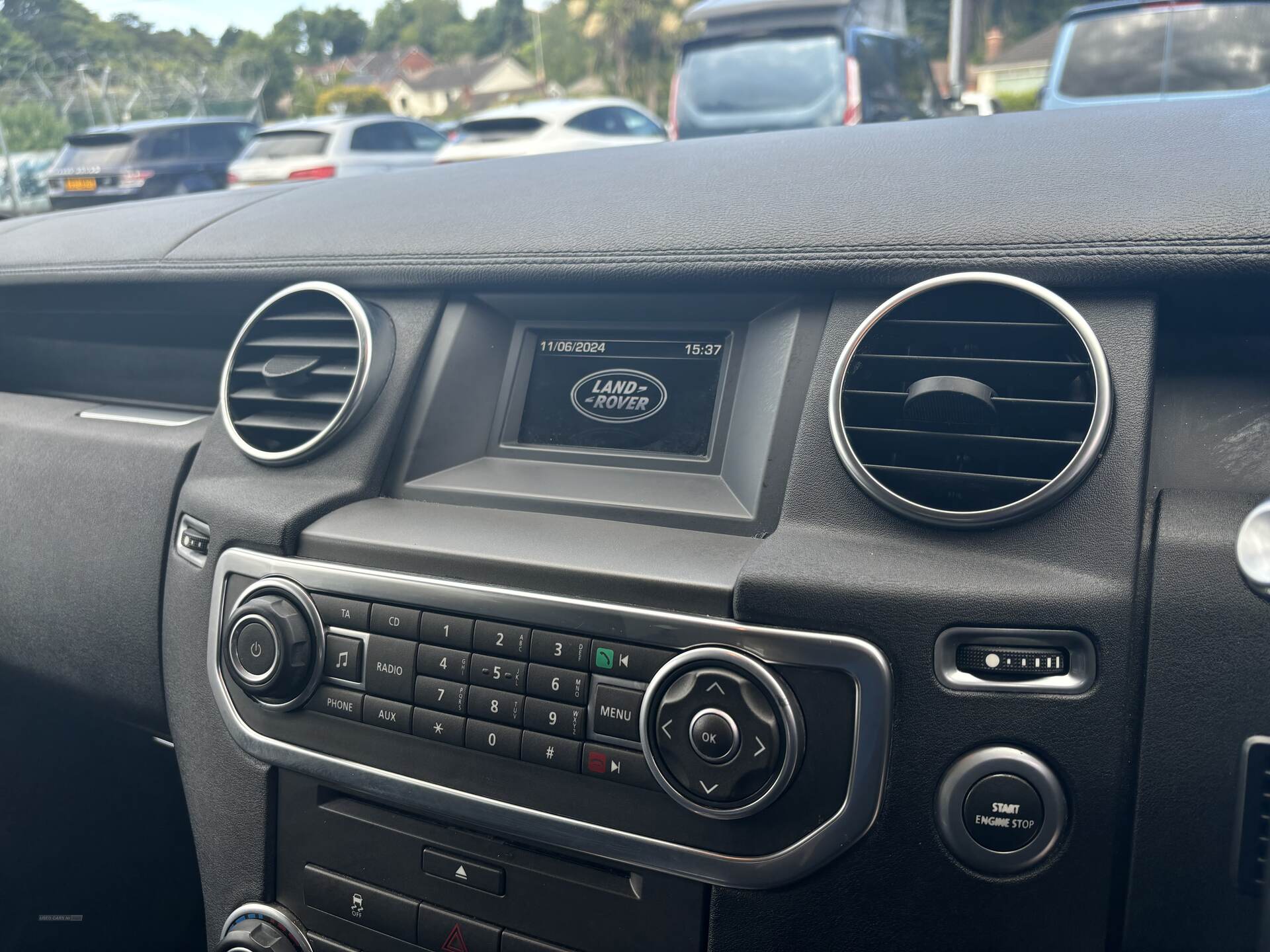 Land Rover Discovery DIESEL SW in Down