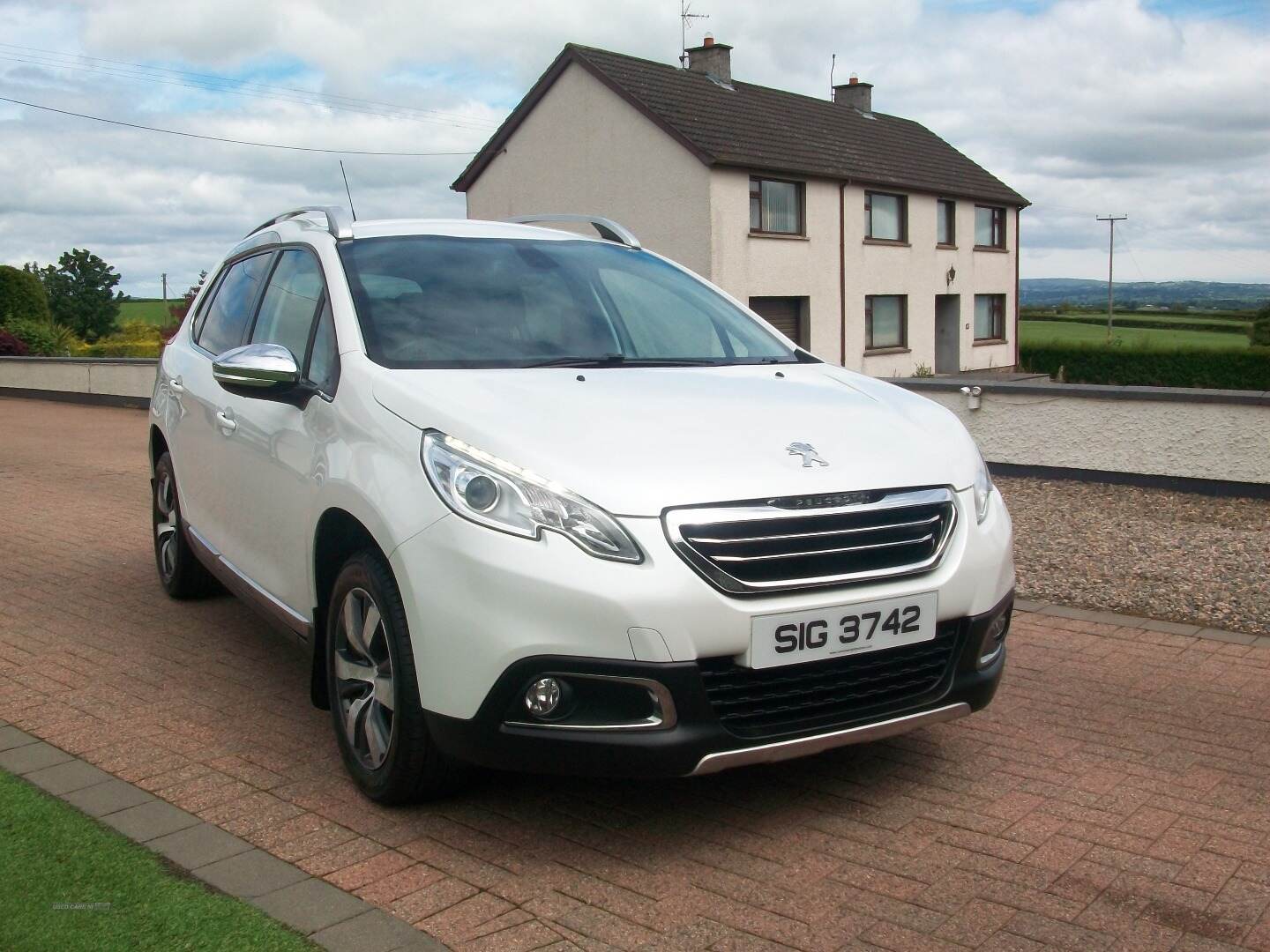 Peugeot 2008 DIESEL ESTATE in Antrim