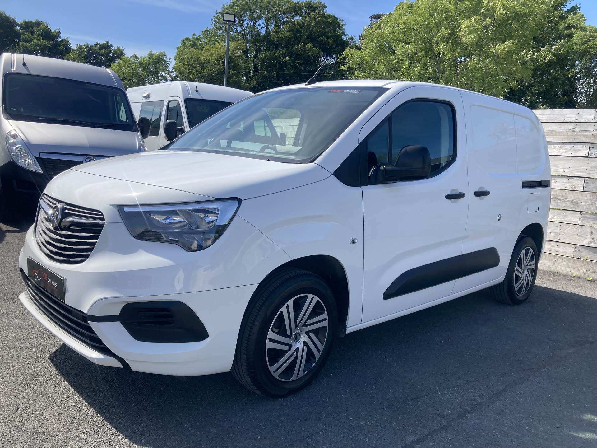 Vauxhall Combo CARGO L1 DIESEL in Down