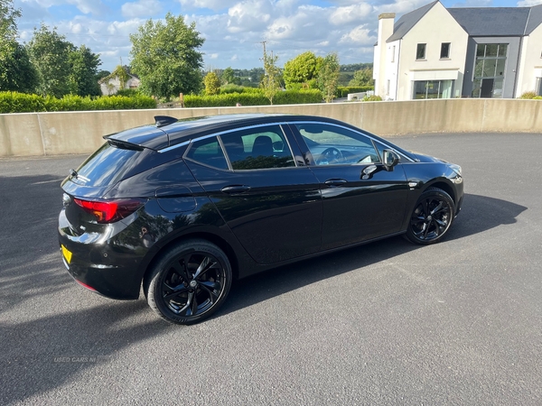 Vauxhall Astra 1.6 CDTi 16V 136 SRi Nav 5dr in Down