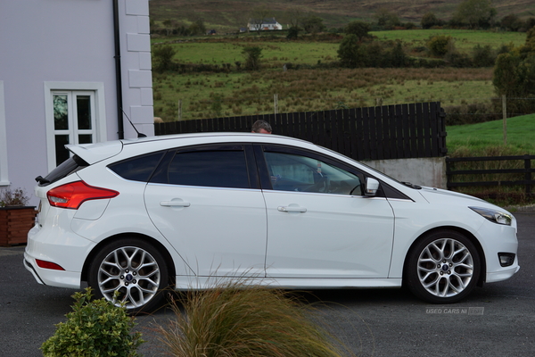 Ford Focus 1.0 EcoBoost 125 Zetec S 5dr in Derry / Londonderry