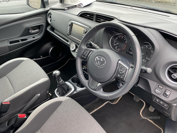 Toyota Yaris 1.5 Vvt-I Y20 5Dr [Bi-Tone] in Antrim