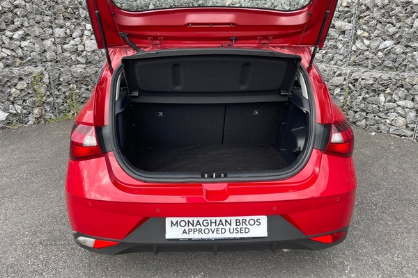 Hyundai i20 1.0T GDi 48V MHD SE Connect 5dr (0 PS) in Fermanagh