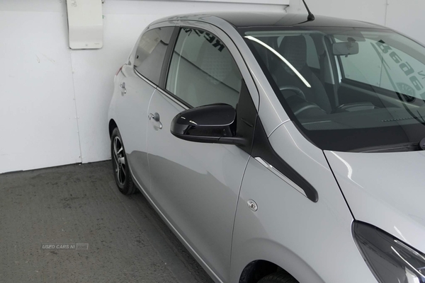 Peugeot 108 1.0 Allure Euro 6 (s/s) 5dr in Down