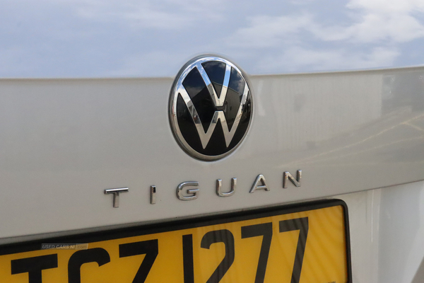 Volkswagen Tiguan R-LINE TSI DSG in Antrim