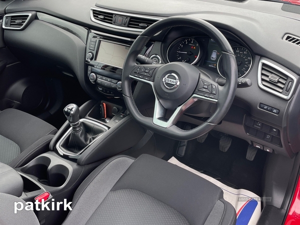 Nissan Qashqai 1.3 DiG-T N-Connecta 5dr [Glass Roof Pack] in Tyrone