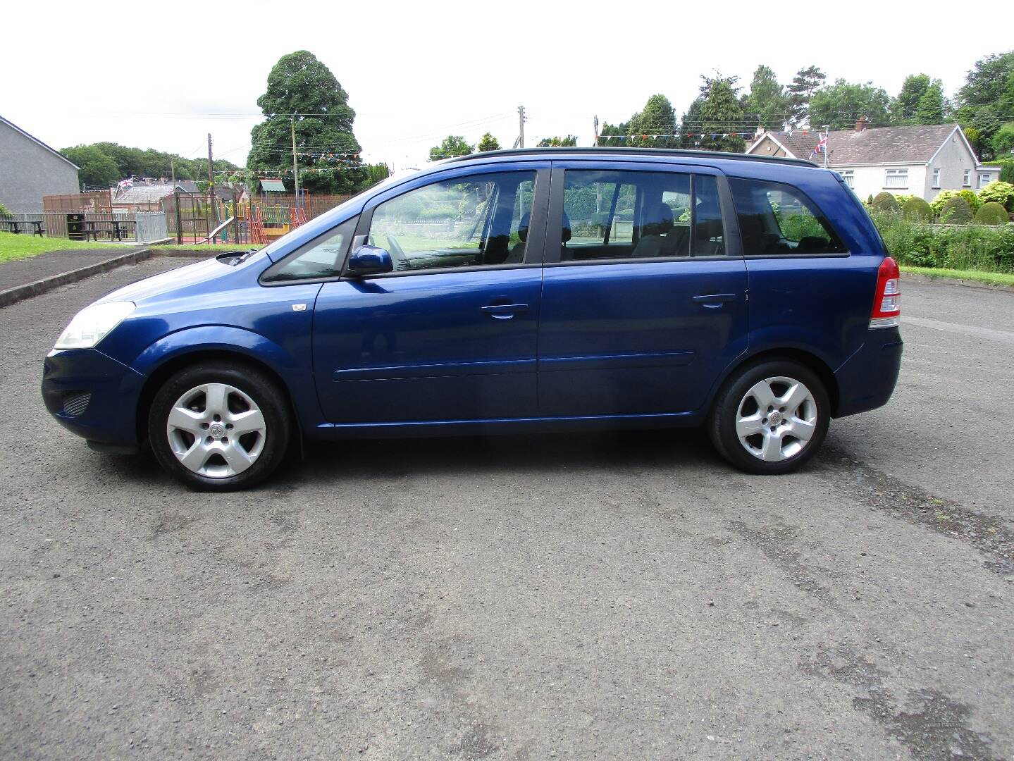 Vauxhall Zafira ESTATE in Derry / Londonderry