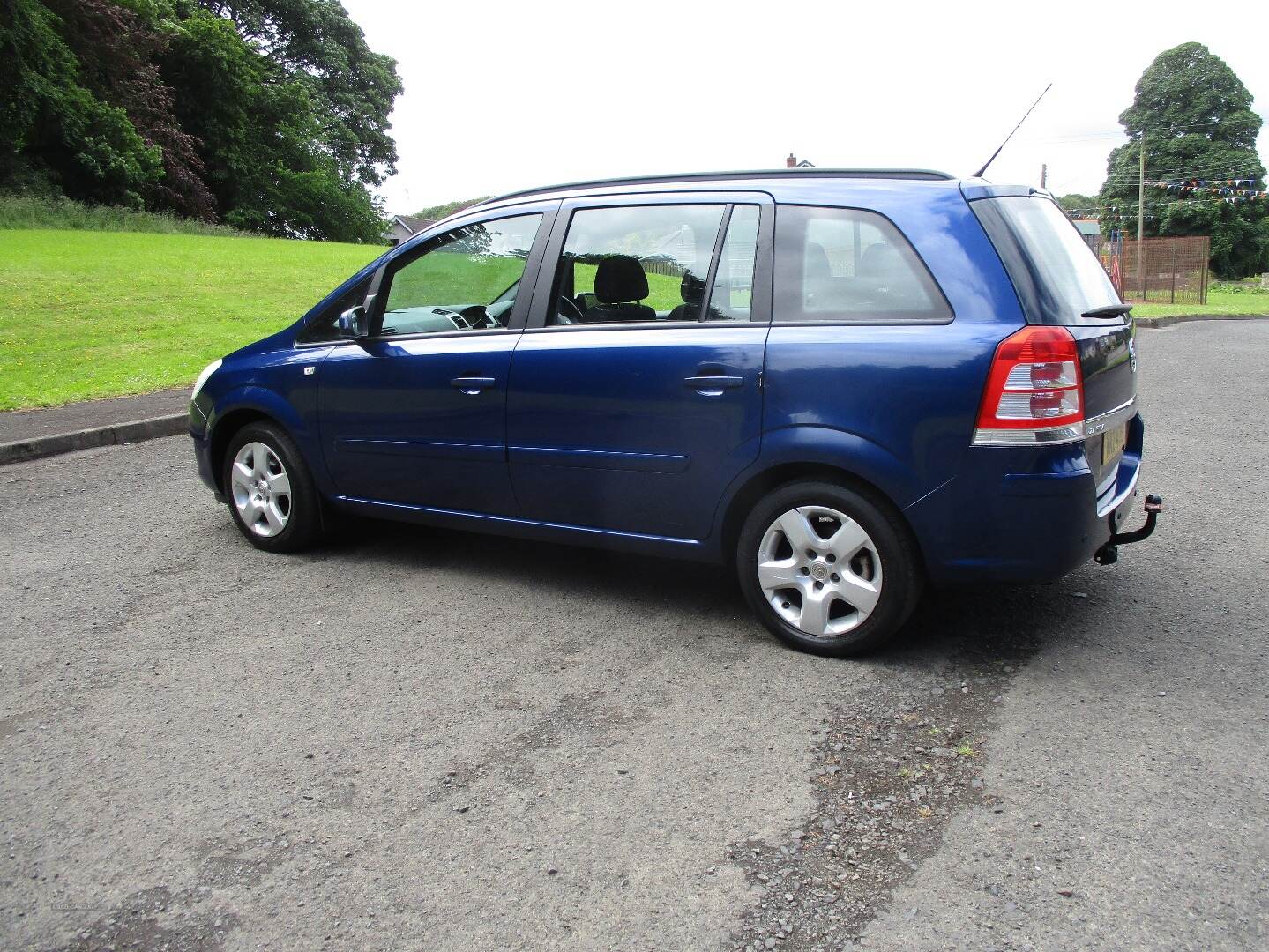 Vauxhall Zafira ESTATE in Derry / Londonderry