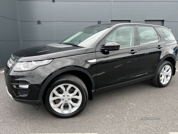 Land Rover Discovery Sport HSE 2.0 TD4 180PS 6-SPD 4X4 7 SEATS in Armagh