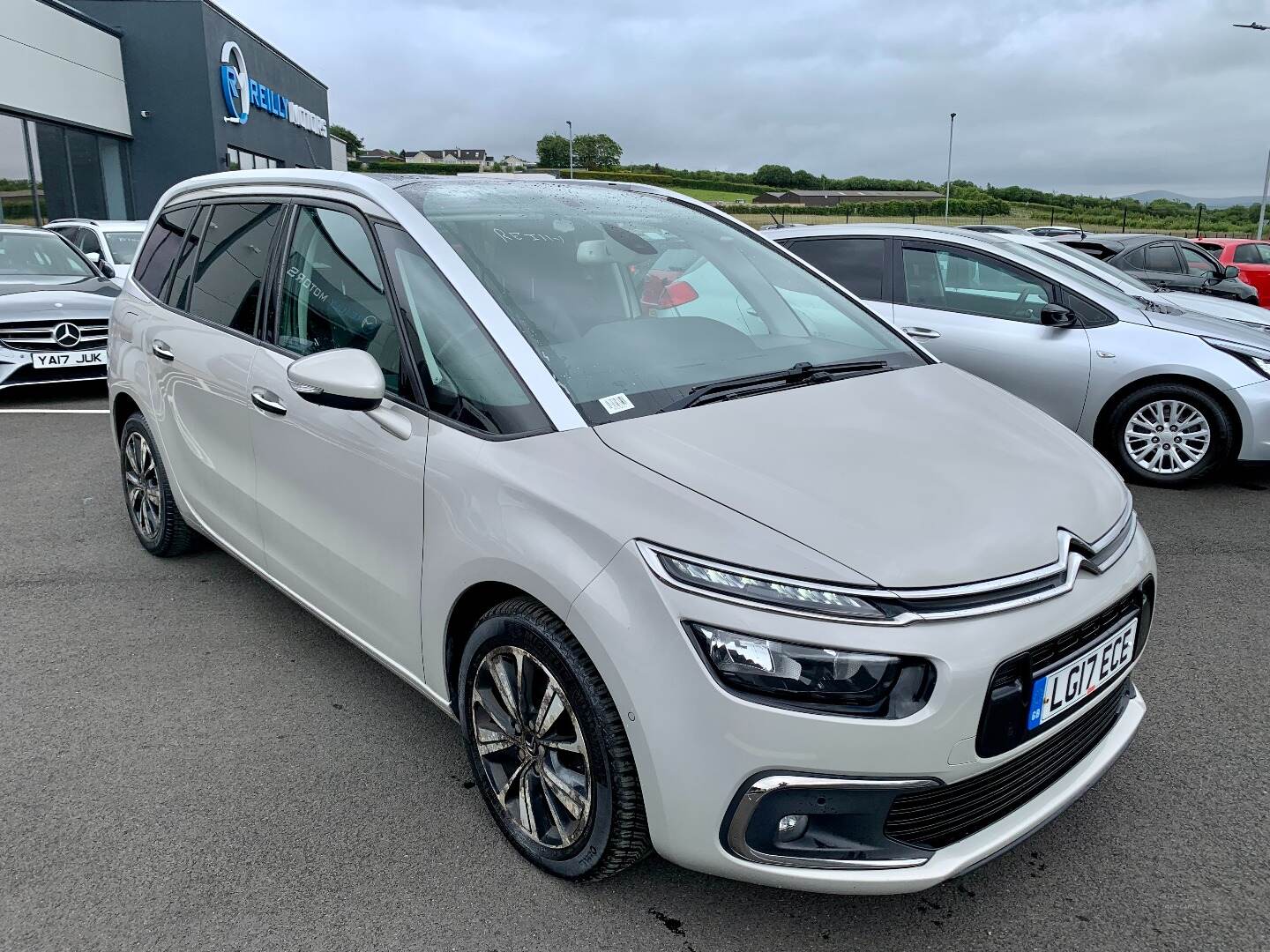 Citroen Grand C4 Picasso DIESEL ESTATE in Derry / Londonderry