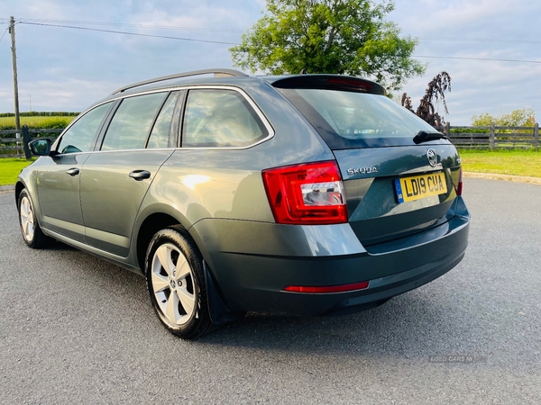 Skoda Octavia DIESEL ESTATE in Down