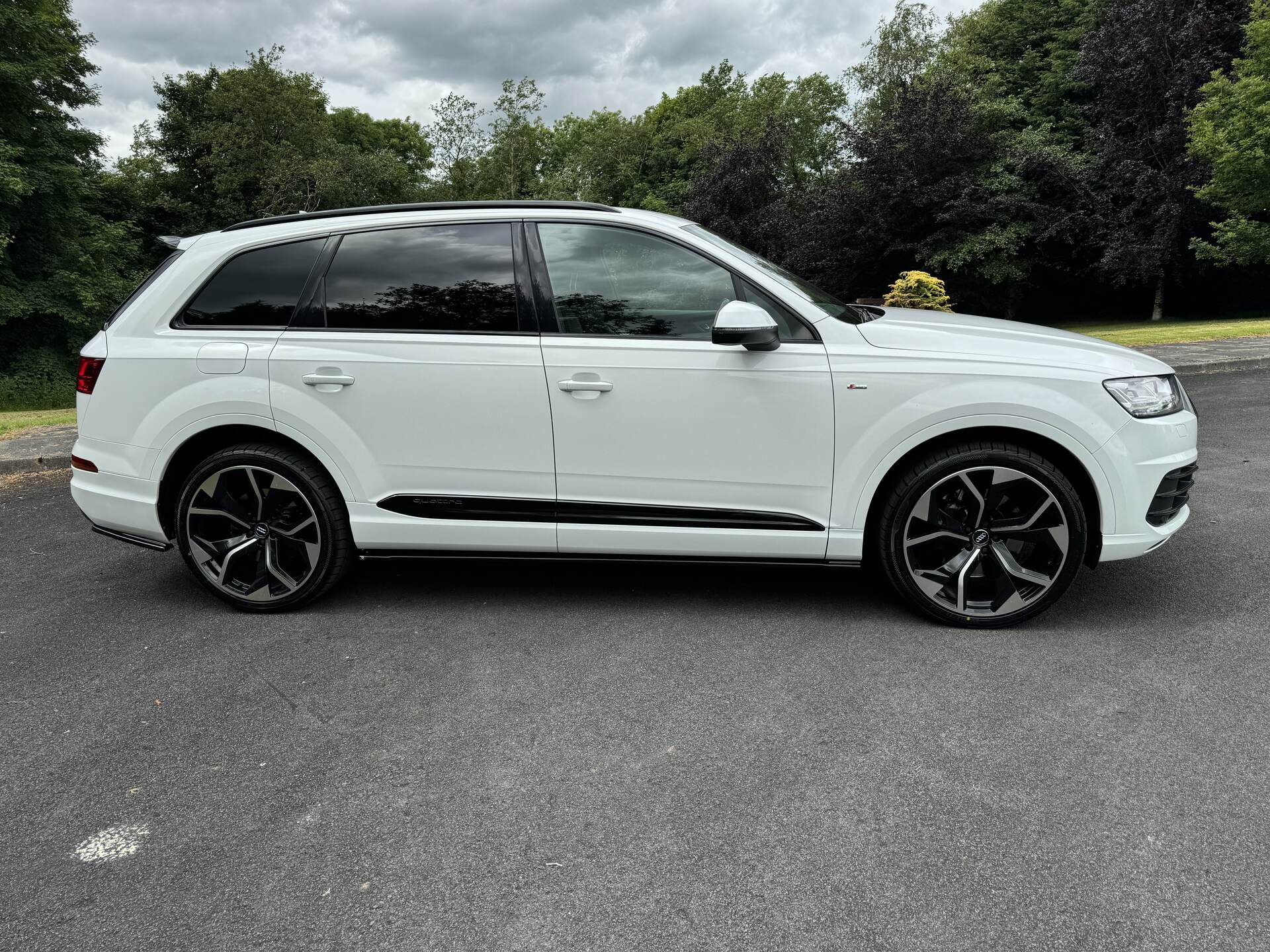 Audi Q7 DIESEL ESTATE in Tyrone