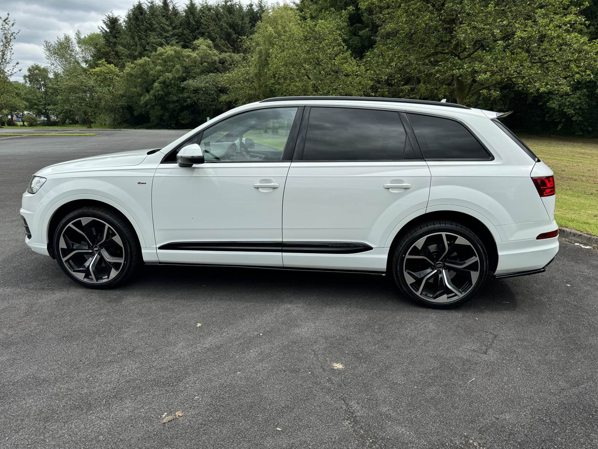 Audi Q7 DIESEL ESTATE in Tyrone