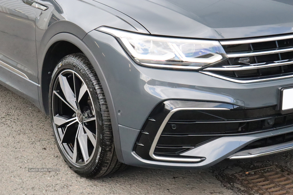 Volkswagen Tiguan R-LINE TSI DSG in Antrim