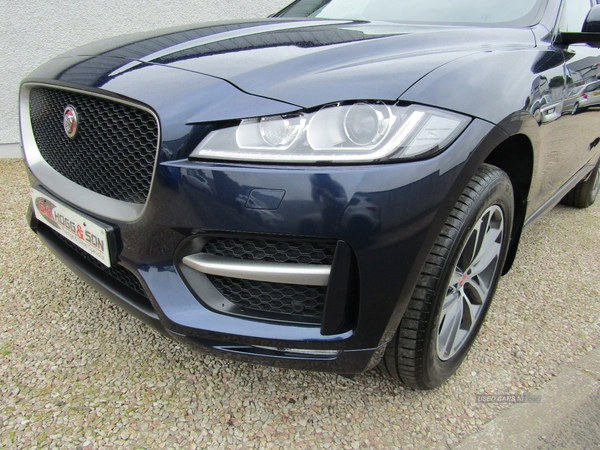 Jaguar F-Pace DIESEL ESTATE in Derry / Londonderry