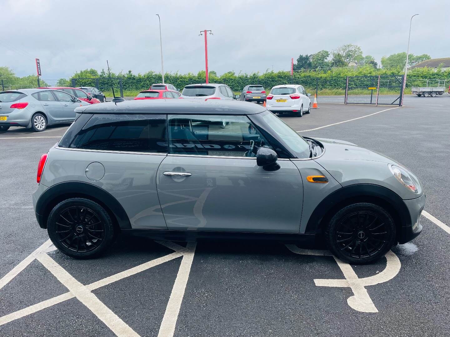 MINI Hatch DIESEL in Antrim