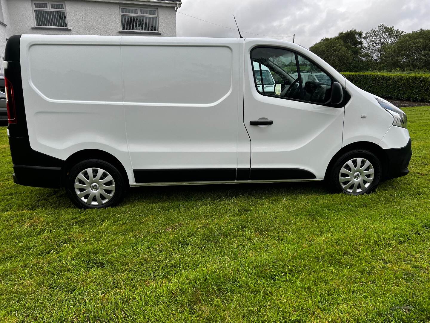 Renault Trafic SWB DIESEL in Antrim