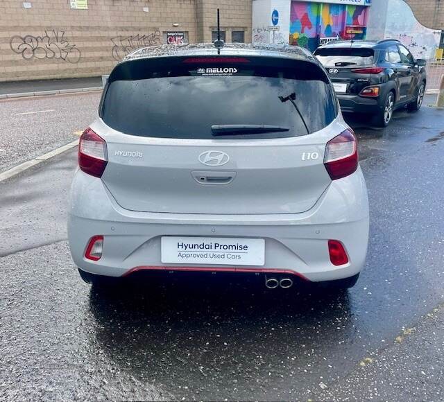 Hyundai i10 HATCHBACK in Down