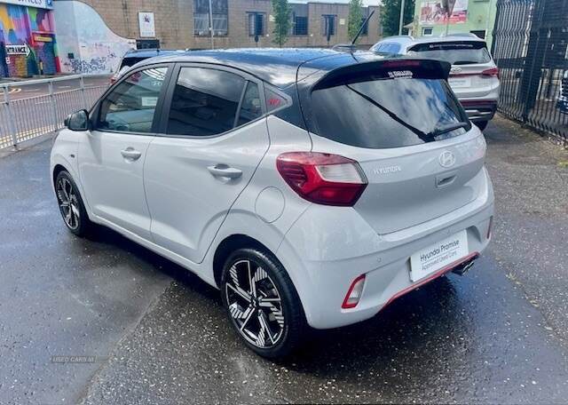 Hyundai i10 HATCHBACK in Down