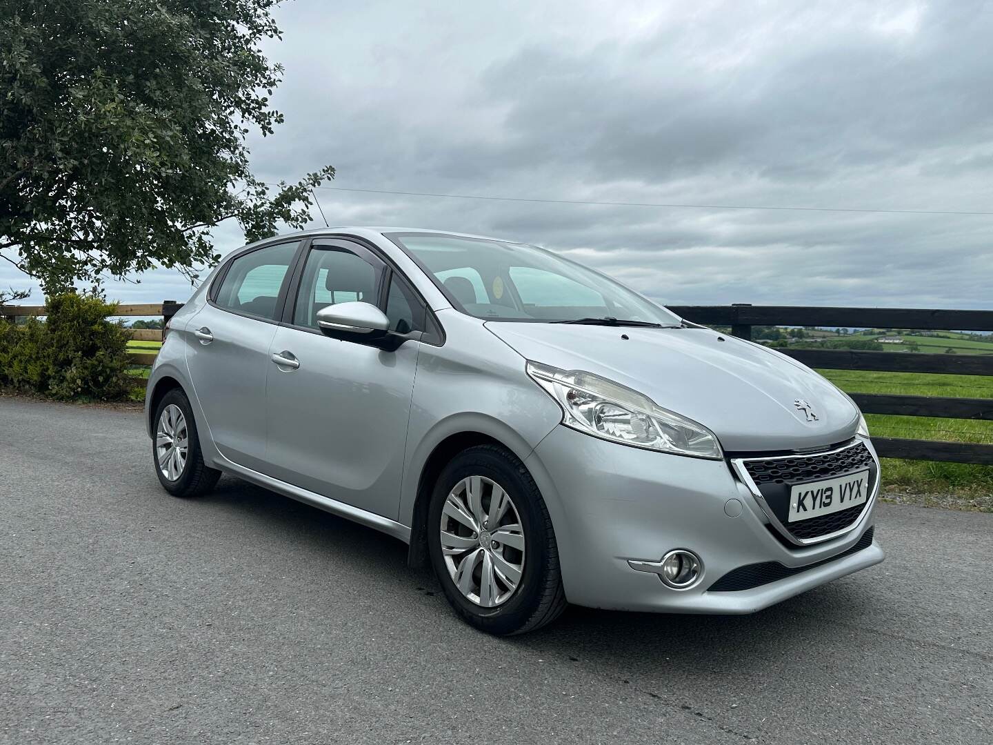 Peugeot 208 DIESEL HATCHBACK in Armagh