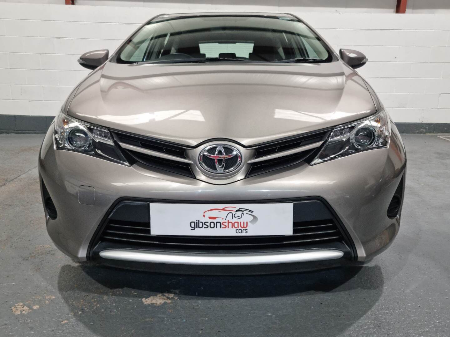 Toyota Auris HATCHBACK in Antrim