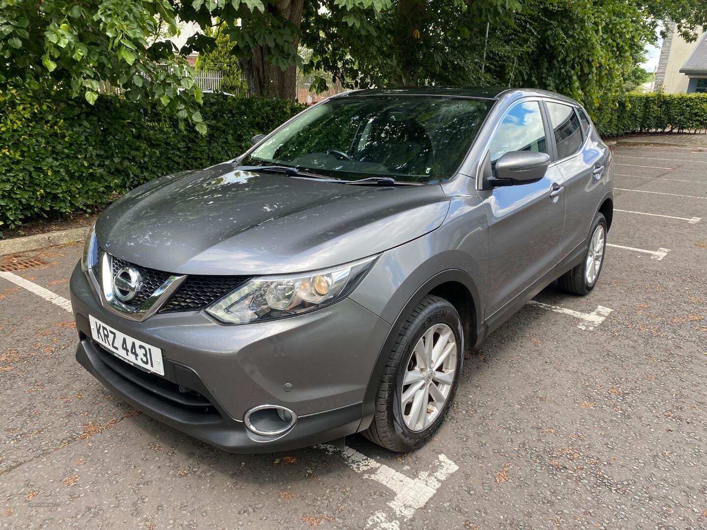 Nissan Qashqai DIESEL HATCHBACK in Armagh