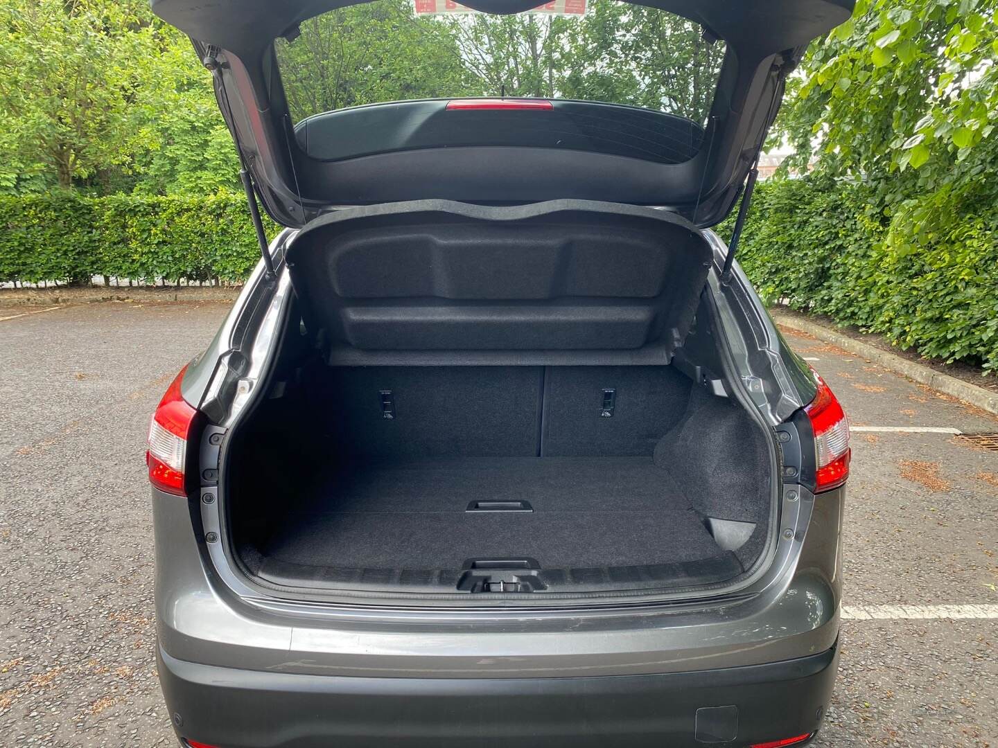 Nissan Qashqai DIESEL HATCHBACK in Armagh