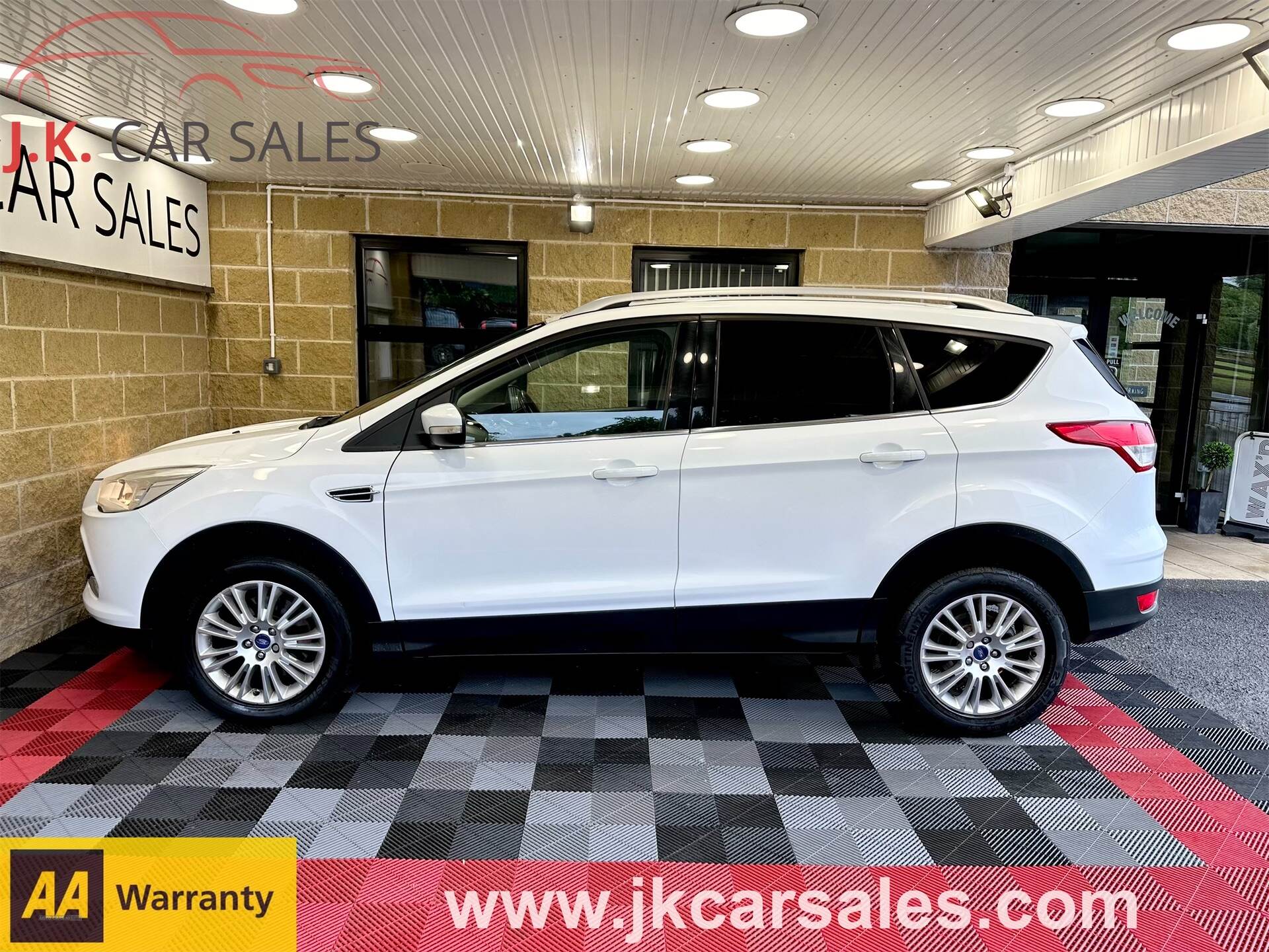 Ford Kuga DIESEL ESTATE in Tyrone