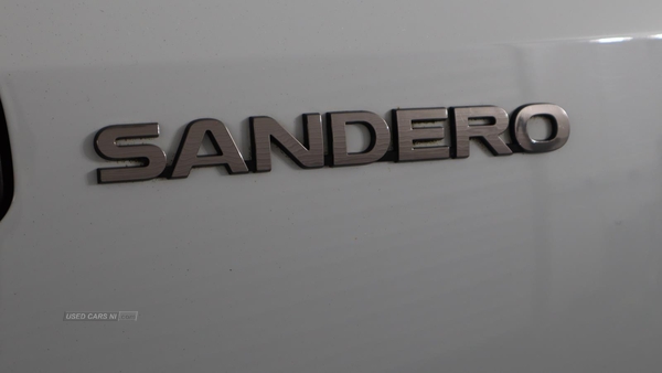 Dacia Sandero ESSENTIAL SCE in Tyrone