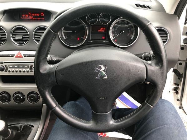 Peugeot 308 1.6 HDI ACTIVE 5d 92 BHP in Armagh