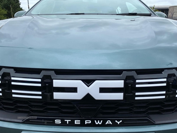 Dacia Sandero Stepway 1.0 Tce Extreme 5Dr Cvt in Antrim