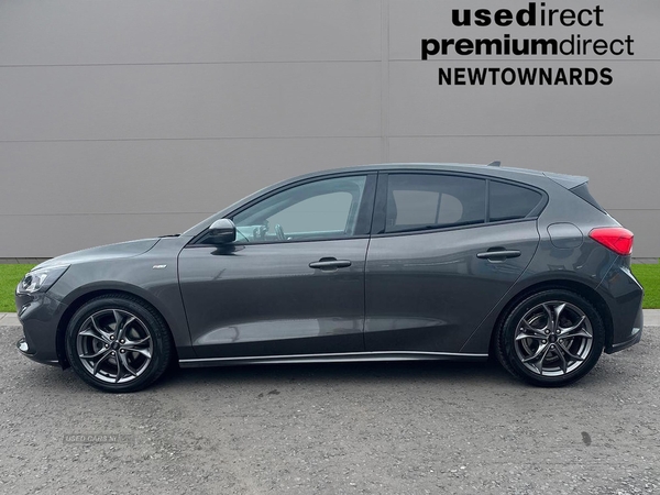 Ford Focus 1.0 Ecoboost 125 St-Line 5Dr in Down