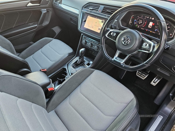 Volkswagen Tiguan 2.0 TDI R-Line Tech DSG 4Motion Euro 6 (s/s) 5dr in Down