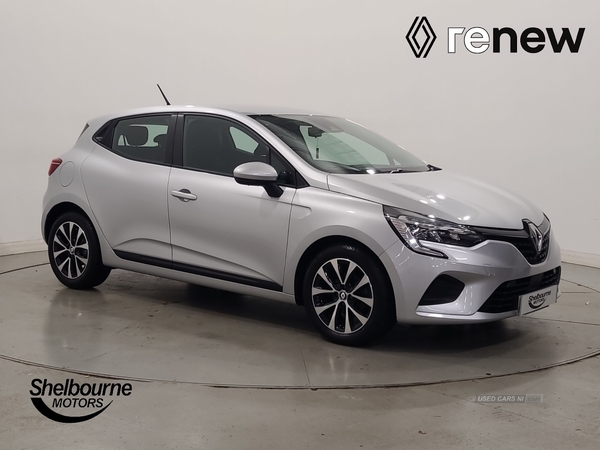 Renault Clio 1.0 TCe Iconic Hatchback 5dr Petrol Manual Euro 6 (s/s) (90 ps) in Down