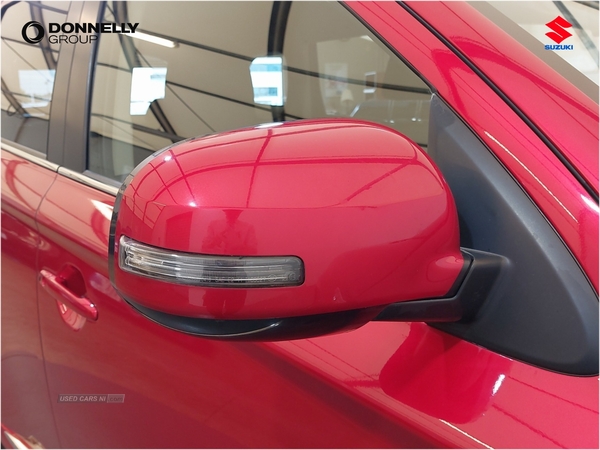 Mitsubishi Outlander 2.4 PHEV Design 5dr Auto in Antrim