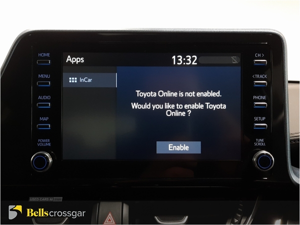 Toyota C-HR 1.8 Hybrid Design 5dr CVT in Down