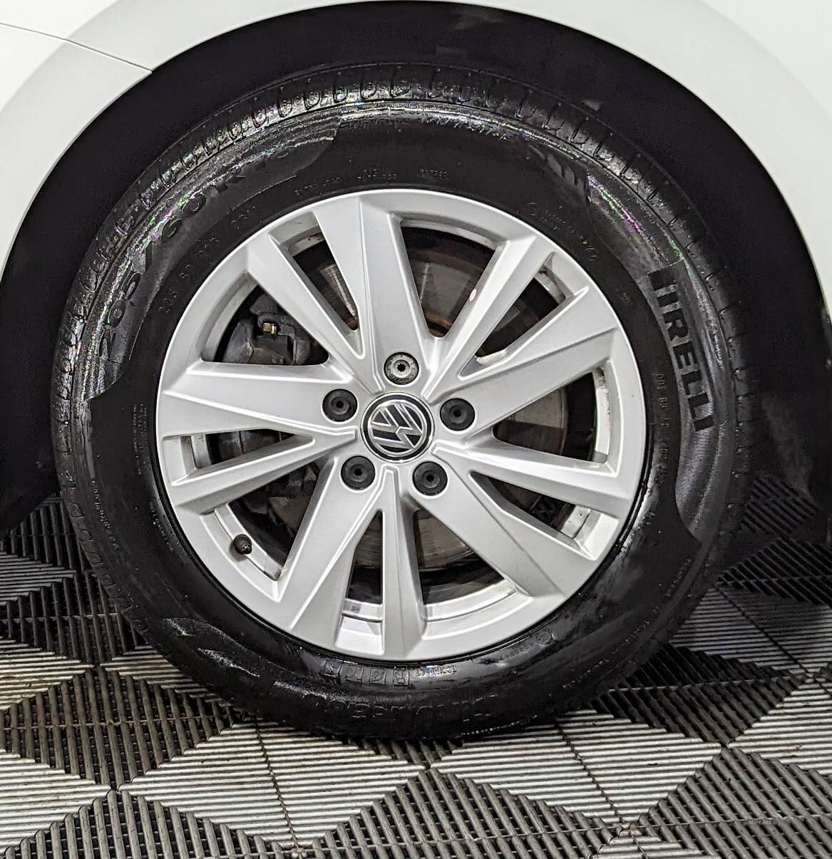 Jan 2020 Volkswagen Touran 2.0 TDI SE 5dr DSG [7 Speed]