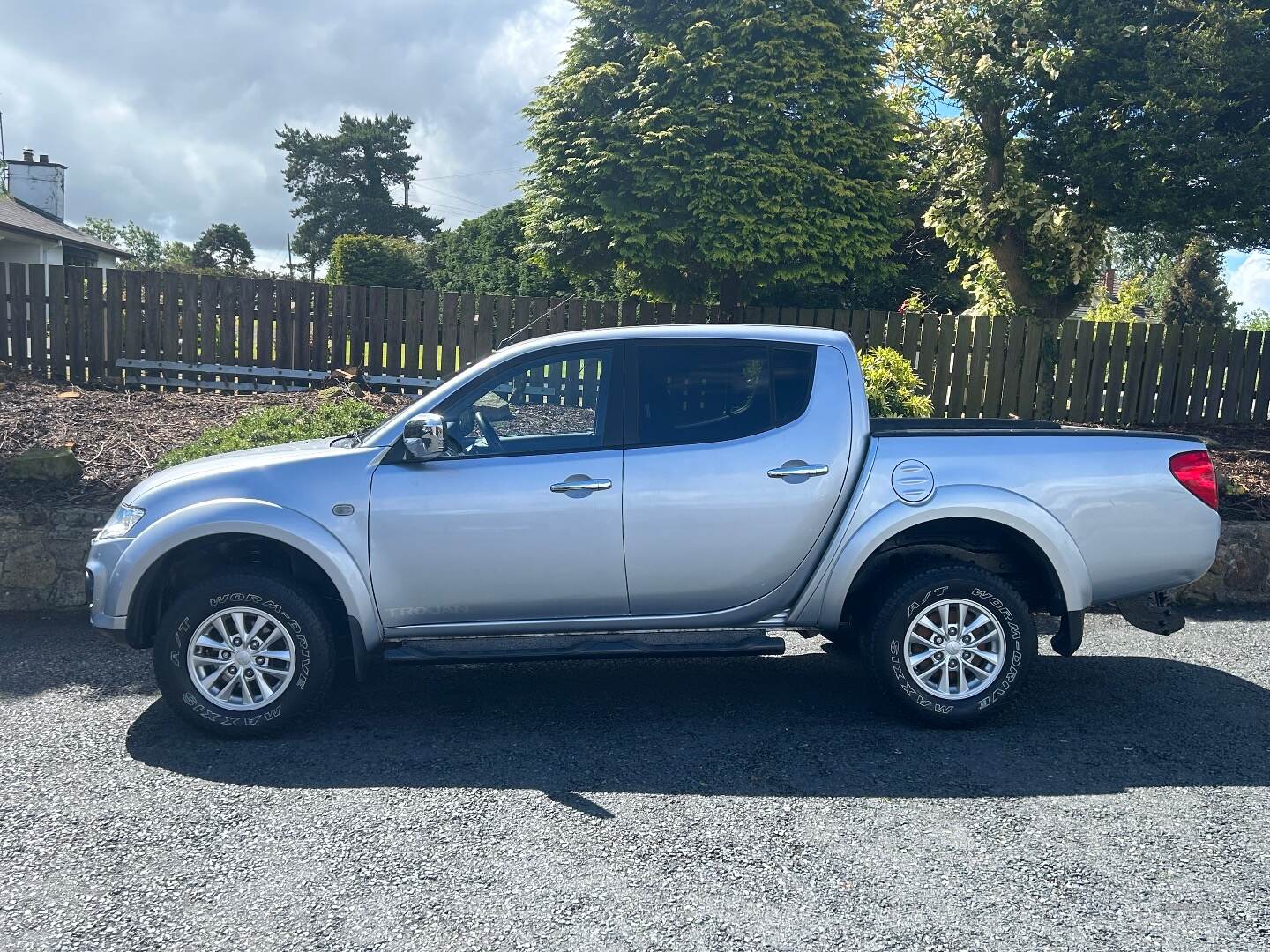 Mitsubishi L200 LWB DIESEL in Tyrone