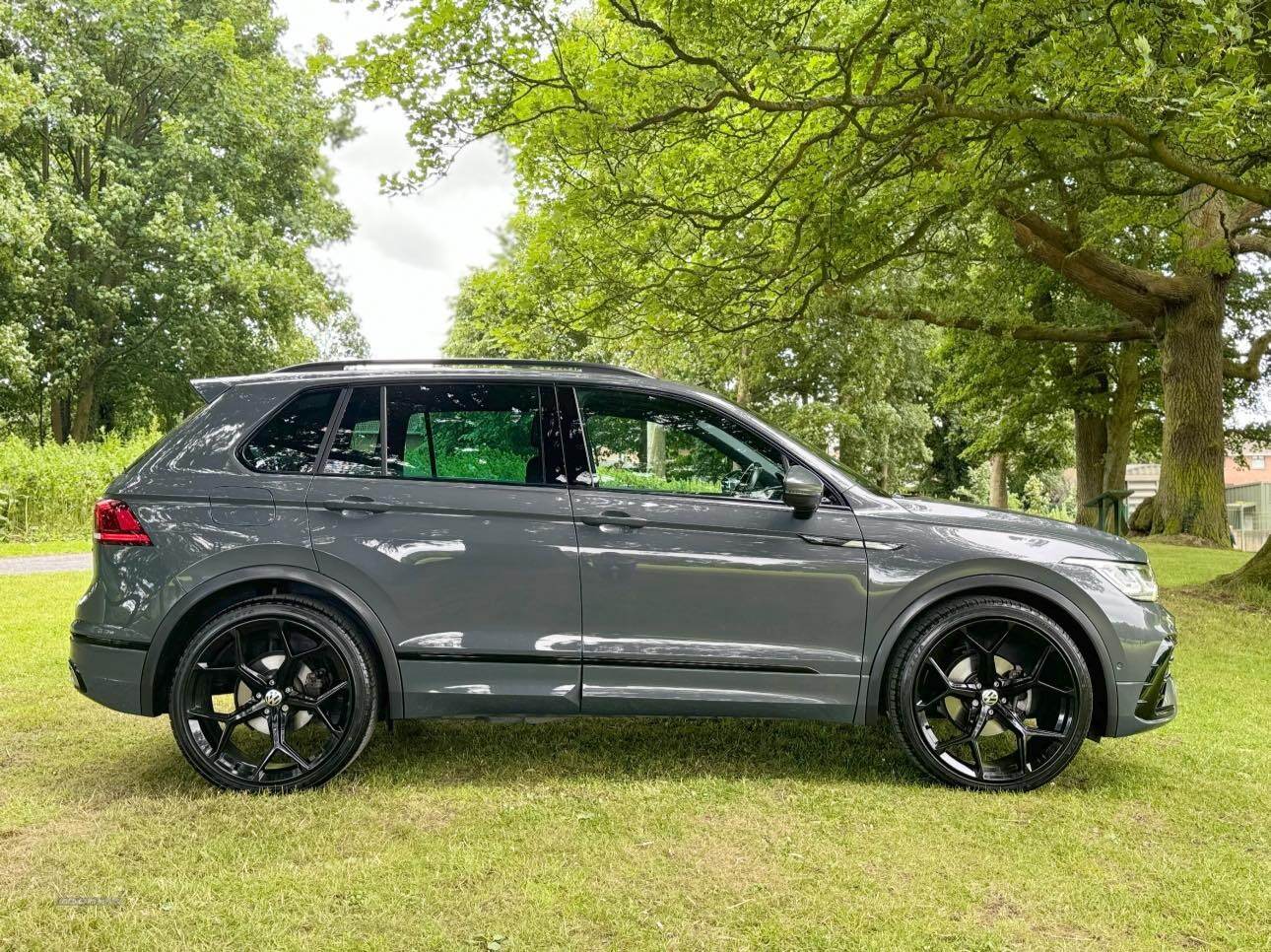 Volkswagen Tiguan DIESEL ESTATE in Armagh