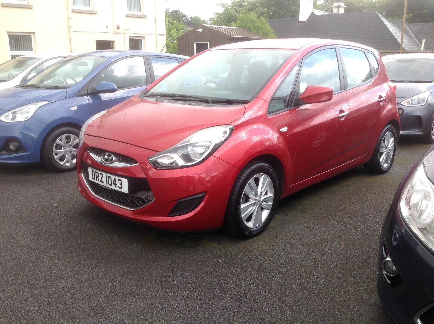 Hyundai ix20 HATCHBACK in Down