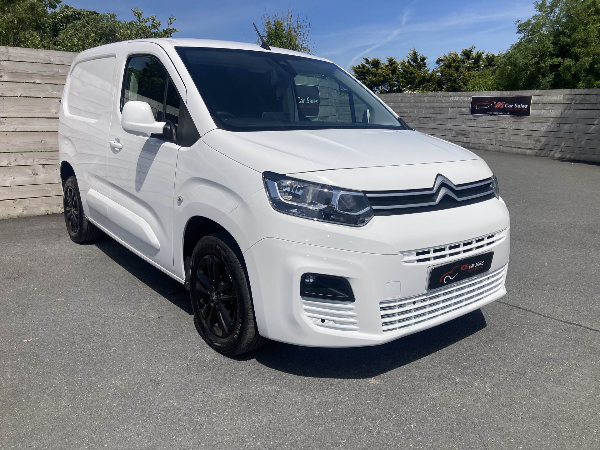 Citroen Berlingo M DIESEL in Down